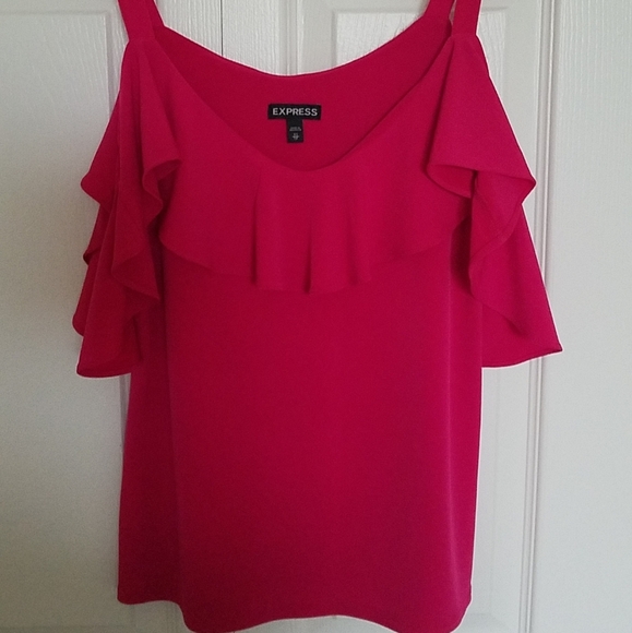 SOLD | Cold shoulder ruffle top - Picture 4 of 4